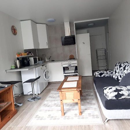 Elite Flats One Bedroom Utena Exterior photo